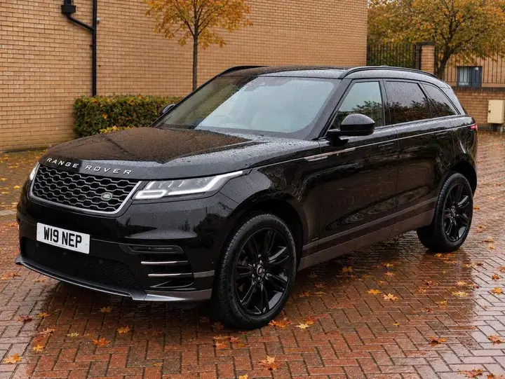 Land Rover Range Rover Velar 2019 photo 3