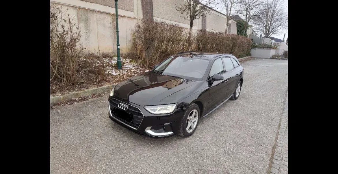 Audi A4 2020 photo 2