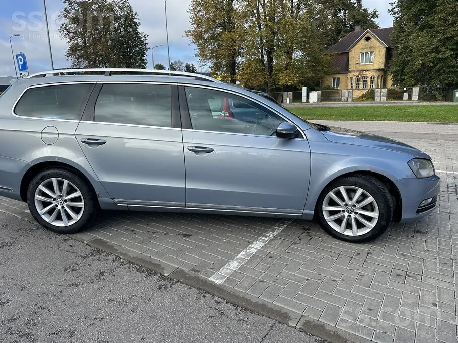 Volkswagen Passat 2011 photo 4
