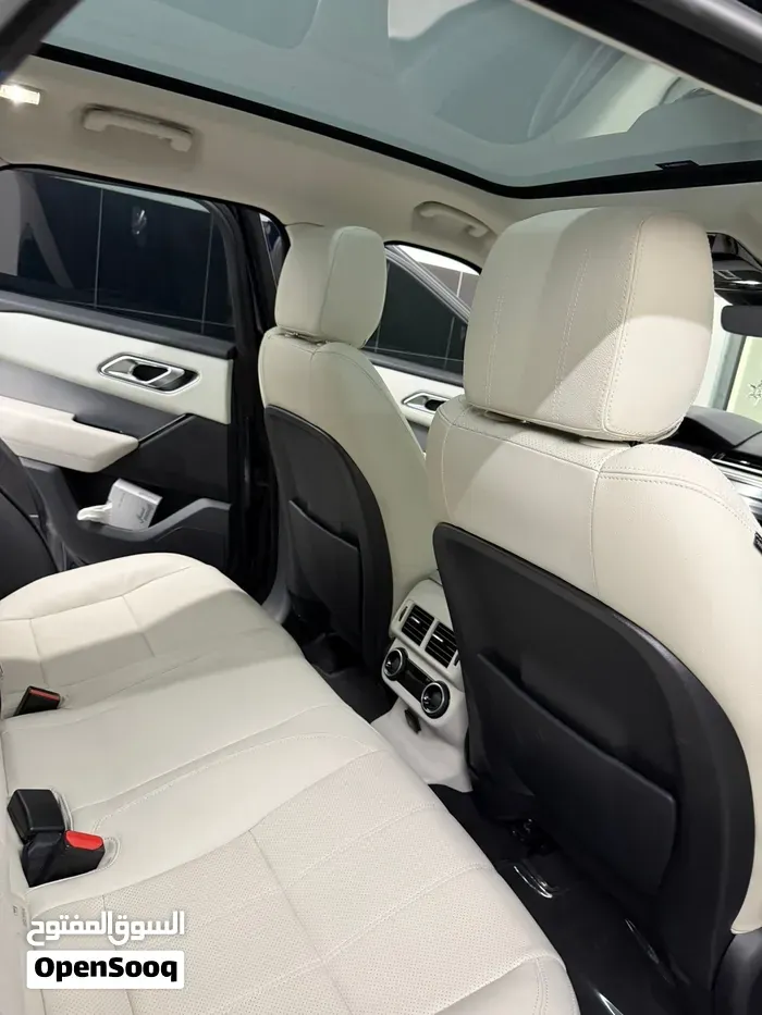 Land Rover Range Rover Velar 2021 photo 4