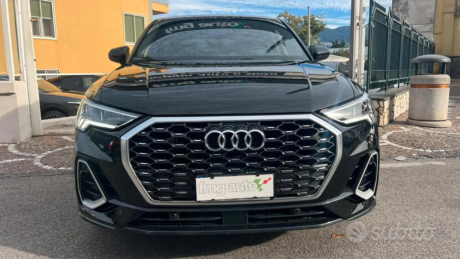 Audi Q3 2023 photo 2