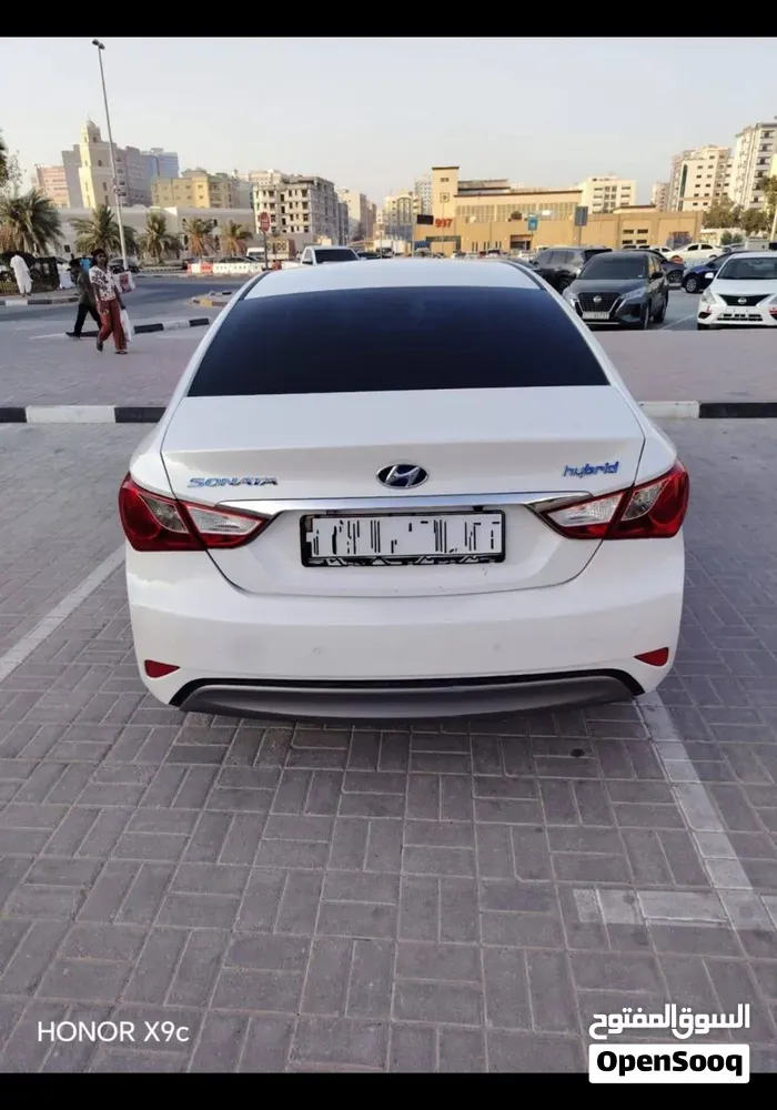 Hyundai Sonata 2014 photo 3