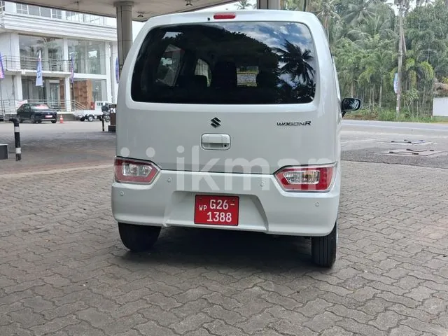Suzuki Wagon R Fx 2025 photo 4