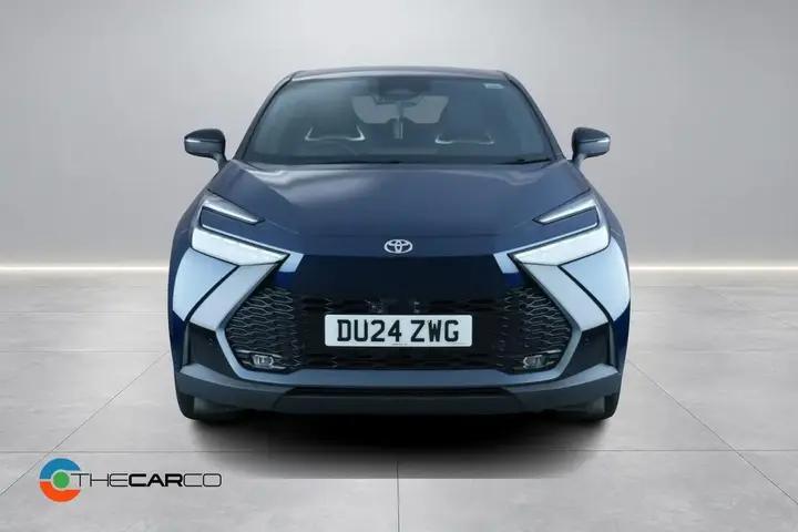 Toyota C-Hr 2024 photo 2