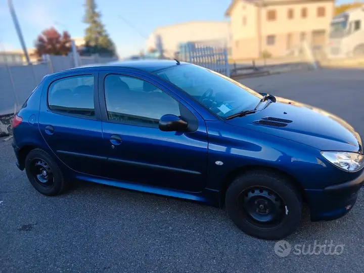 Peugeot 206 2005 photo 4