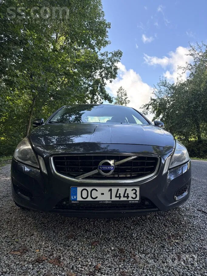 Volvo S60 2011 photo 3