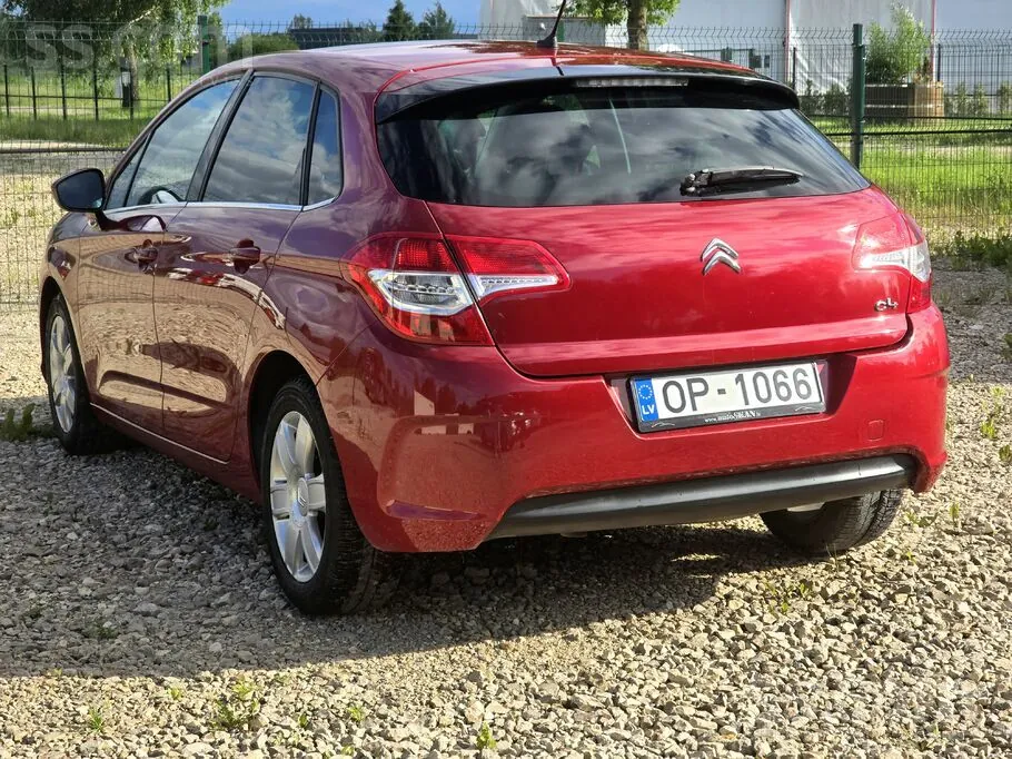 Citroen C4 2011 photo 5