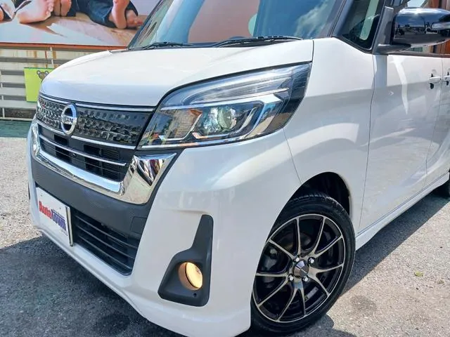 Nissan Dayzulux Highway Star Gt 2018 photo 5
