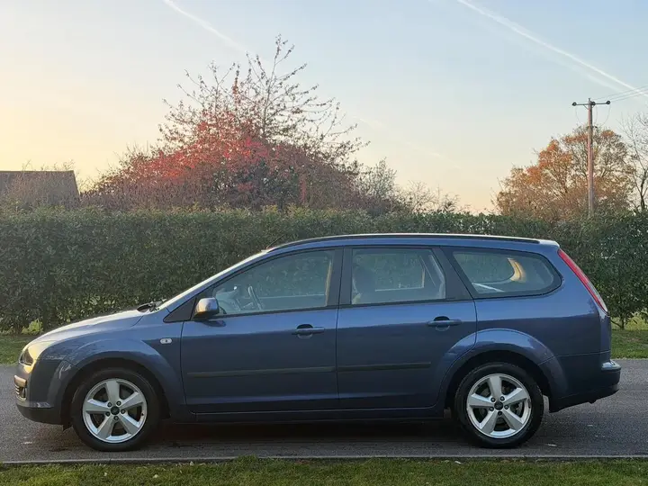 Ford Focus 2006 photo 4