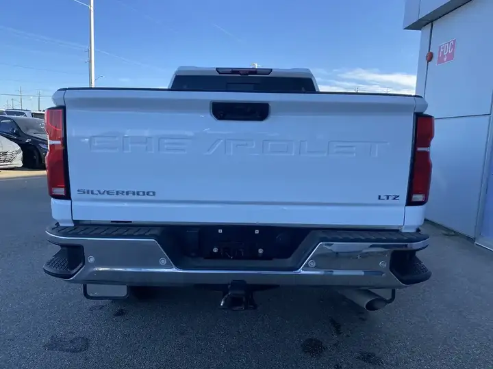 Chevrolet Silverado 3500 2024 photo 4