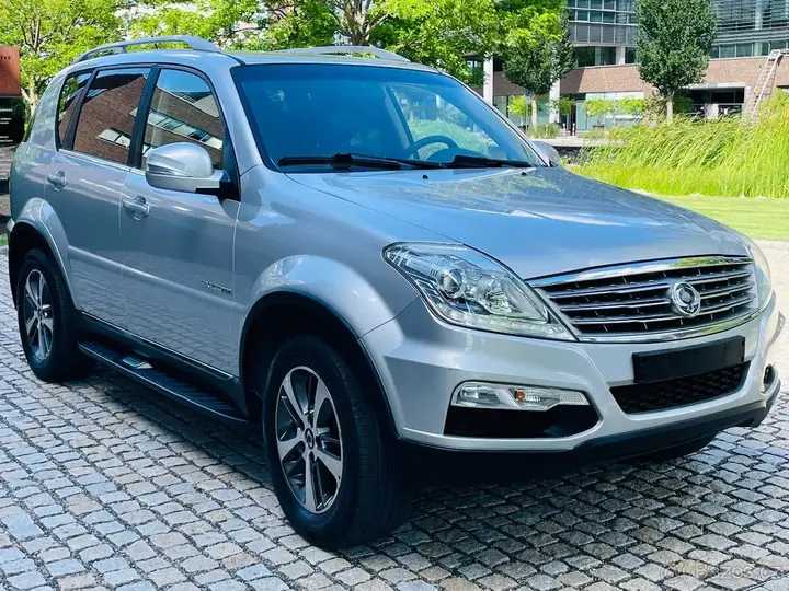 KG Mobility Rexton 2015 photo 4