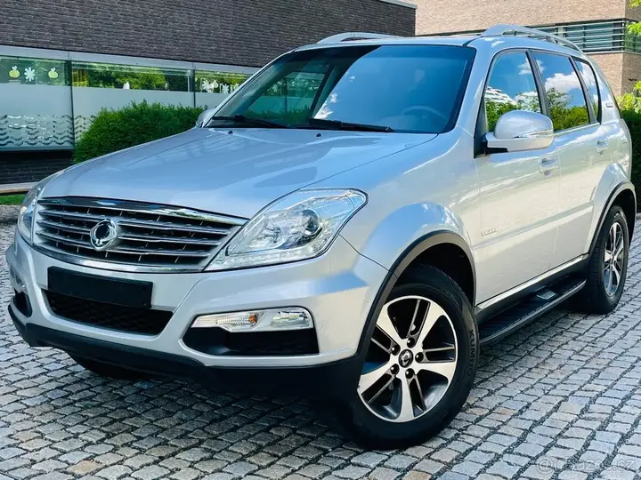 KG Mobility Rexton