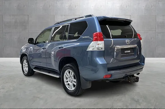 Toyota Land Cruiser 2012 photo 3