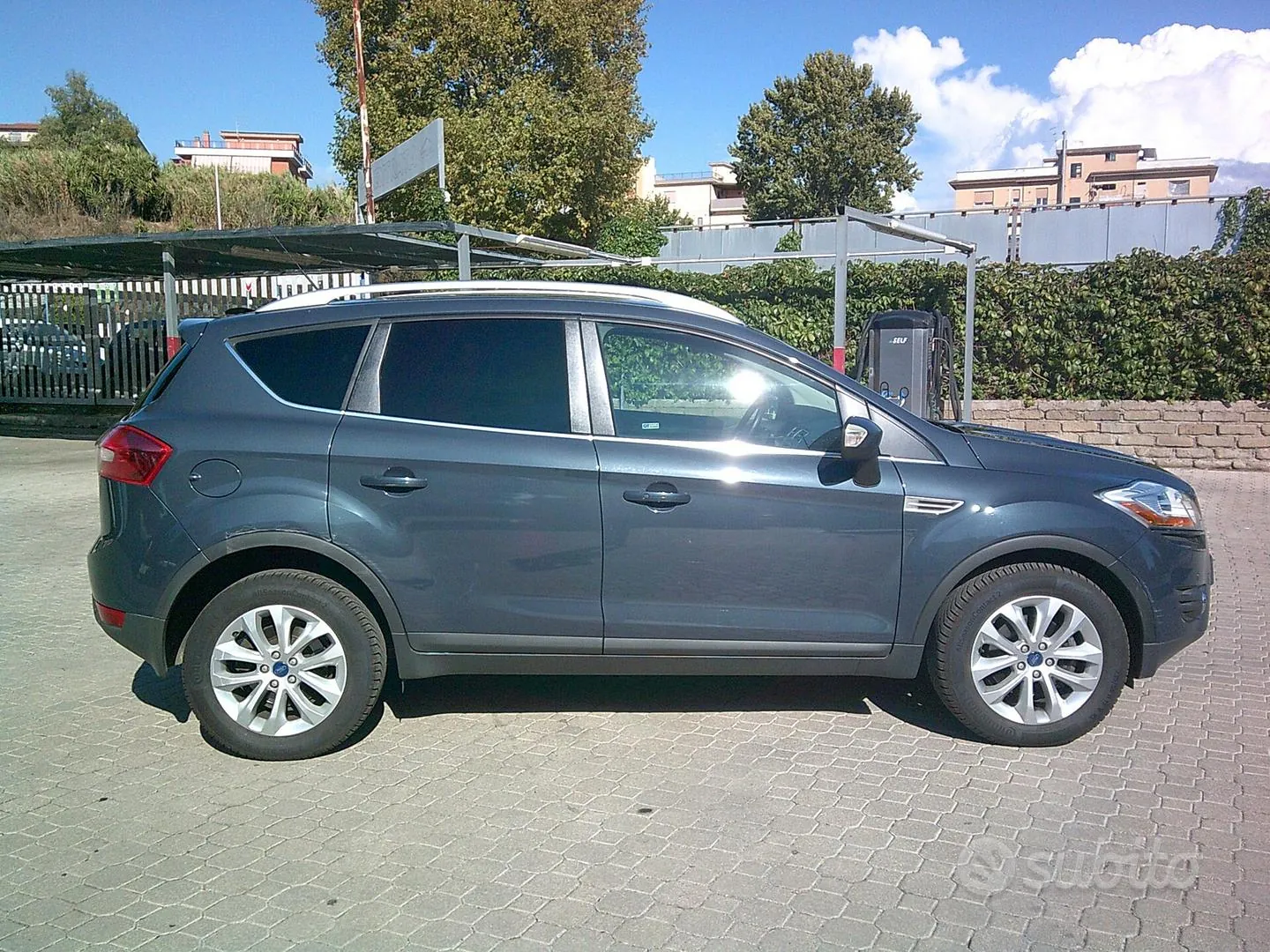 Ford Kuga 2012 photo 4