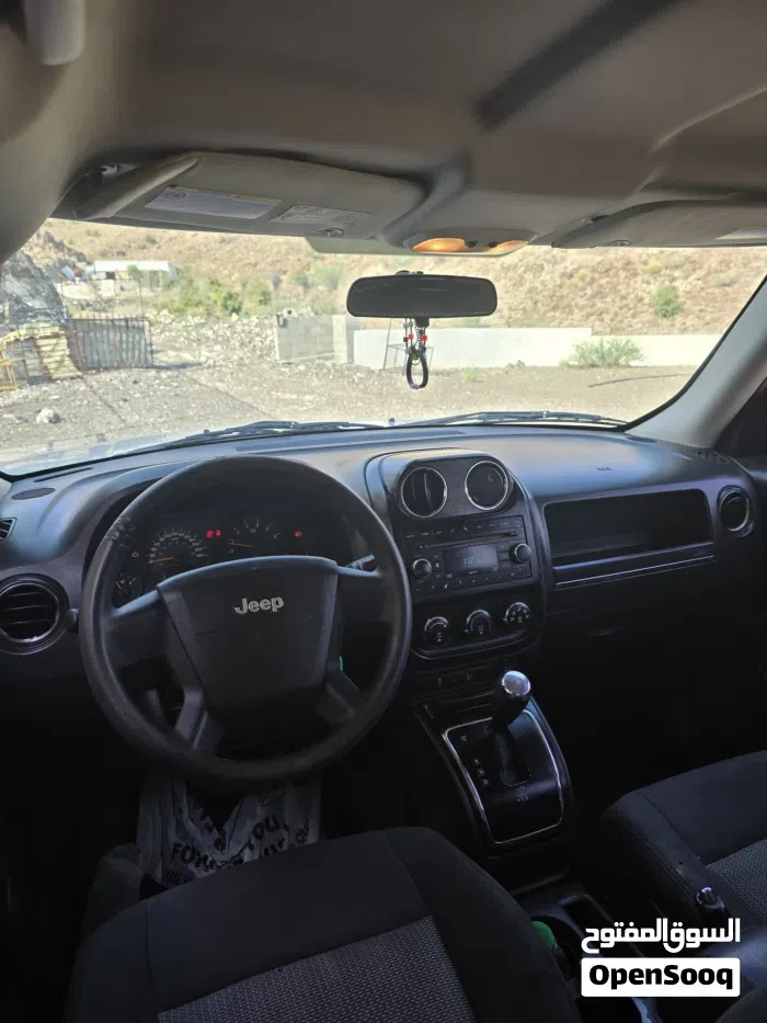 Jeep Patriot 2010 photo 3