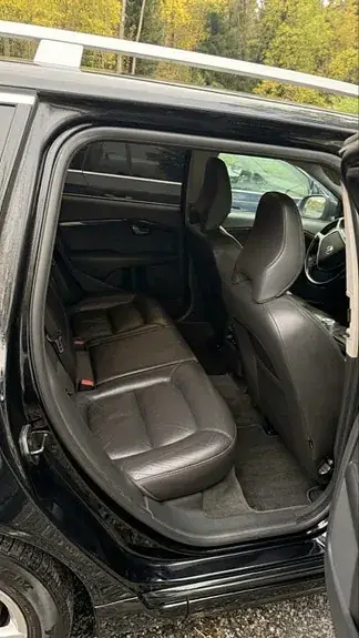 Volvo V70 2010 photo 4