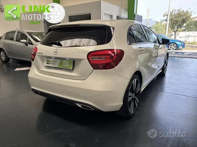 Mercedes-Benz A 180D 2016 photo 5