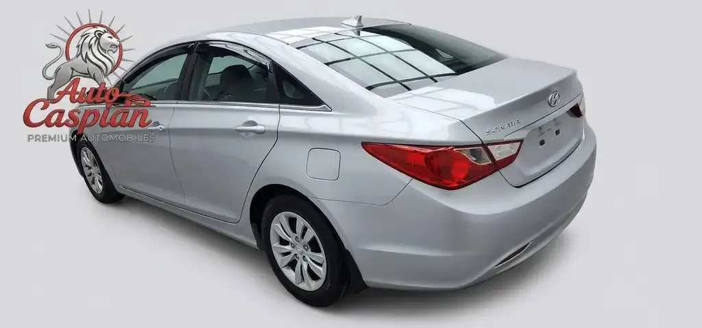 Hyundai Sonata 2013 photo 2
