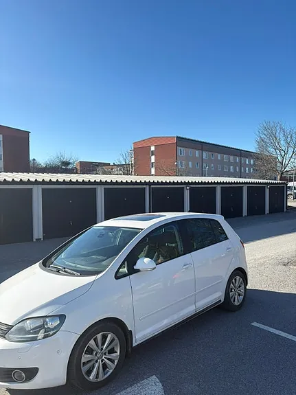 Volkswagen Golf Plus 2012 photo 3