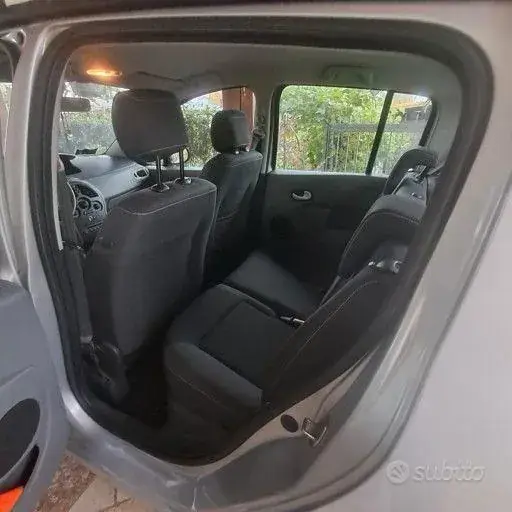 Renault Modus 2013 photo 4