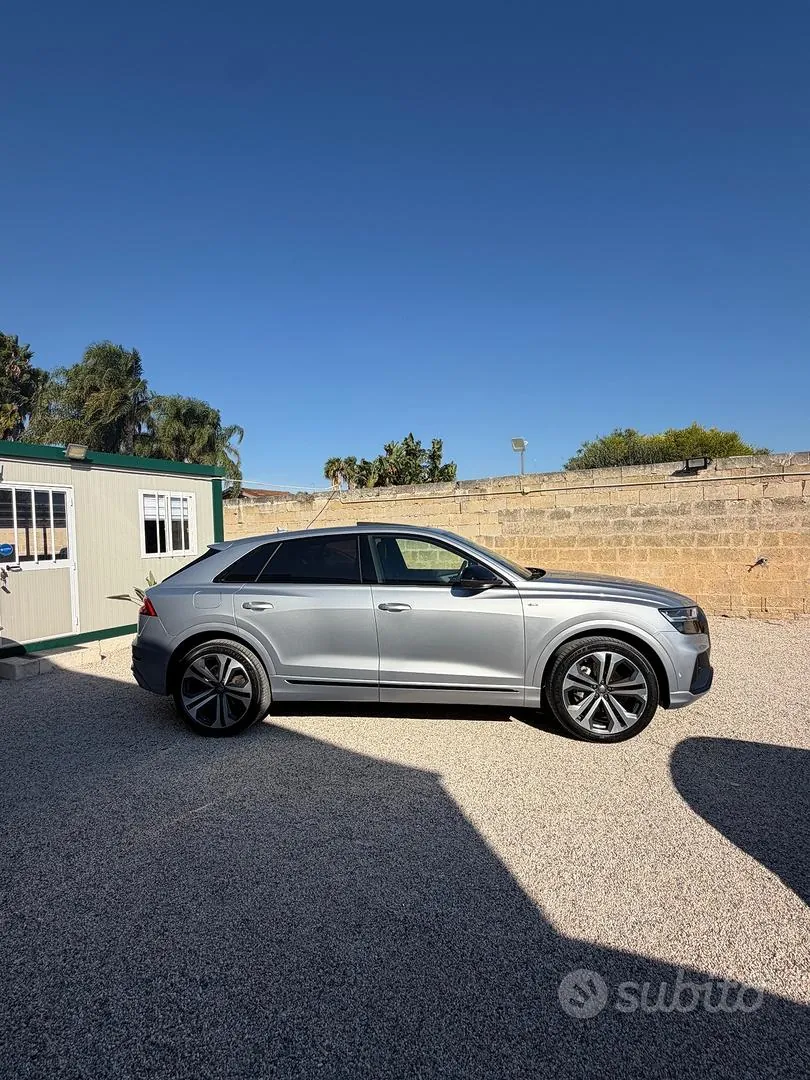 Audi Q8 2020 photo 4
