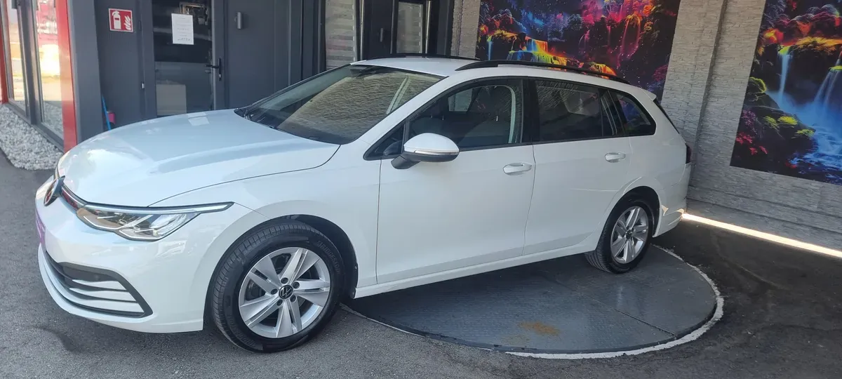 Volkswagen Golf 2021 photo 2