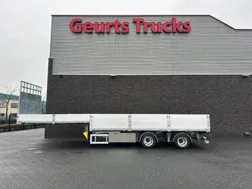 Aanhangers En Opleggers Semie Tridec