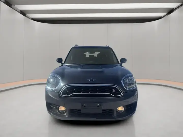 Mini Countryman 2019 photo 2