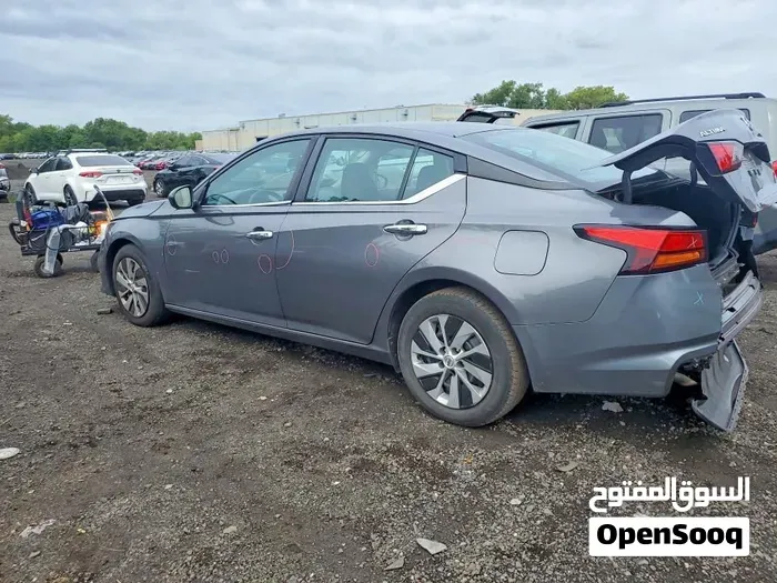 Nissan Altima 2022 photo 3