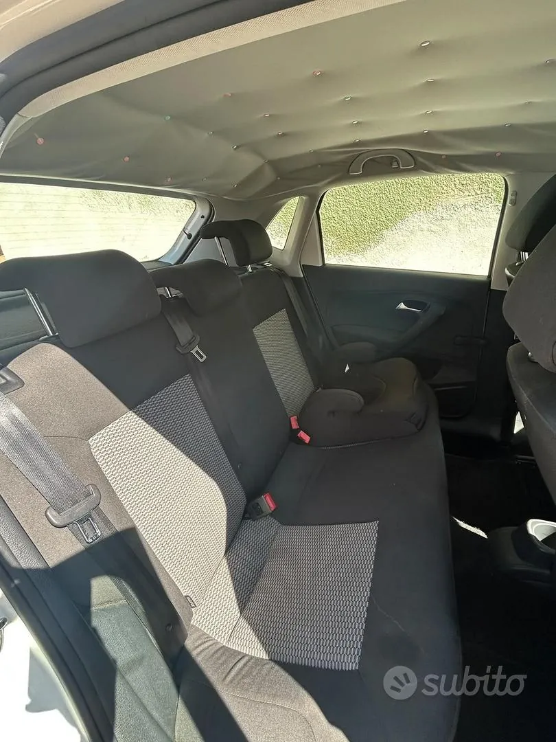Volkswagen Polo 2013 photo 5