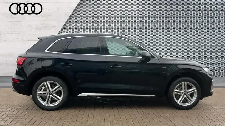 Audi Q5 2022 photo 4