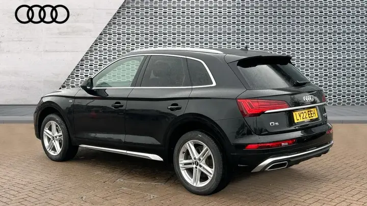 Audi Q5 2022 photo 3
