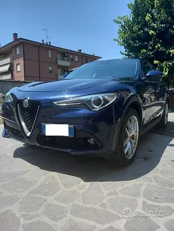 Alfa Romeo Stelvio 2018 photo 2