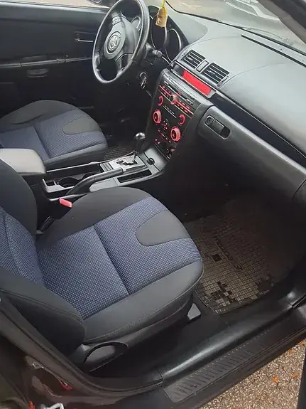 Mazda 3 2006 photo 3