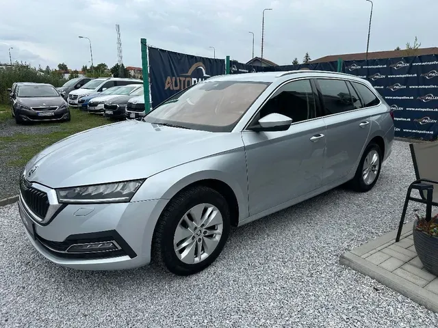 Skoda Octavia 2021 photo 2