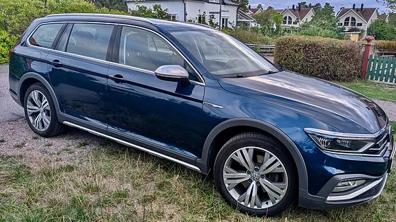 Volkswagen Passat Alltrack 2020 photo 2