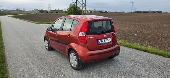 Suzuki Splash 2009 photo 2