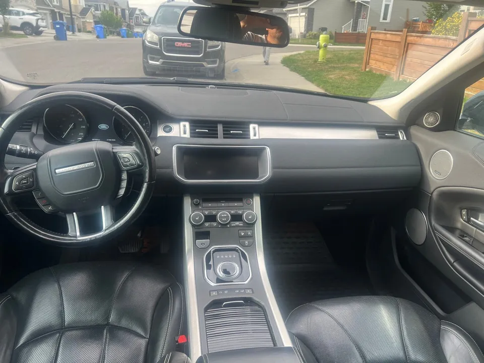 Land Rover Range Rover Evoque 2017 photo 4