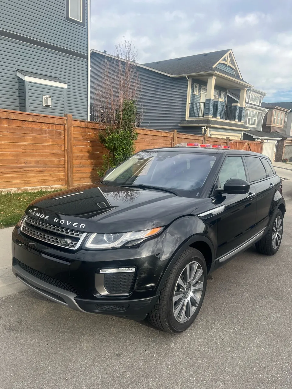 Land Rover Range Rover Evoque 2017 photo 2
