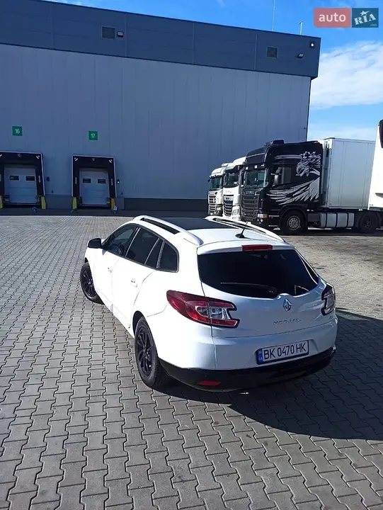 Renault Megane 2013 photo 5