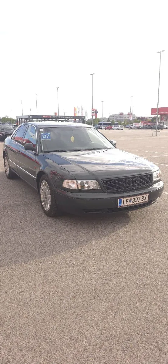 Audi A8