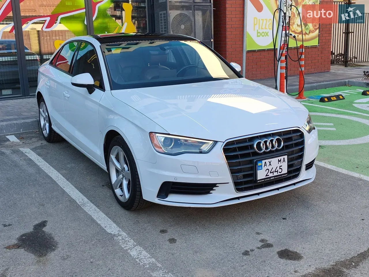 Audi A3 2015 photo 2