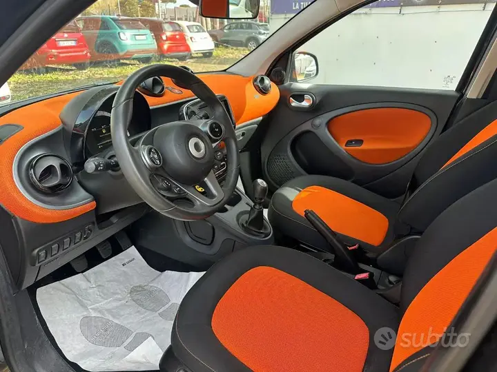 Smart Forfour 2014 photo 5