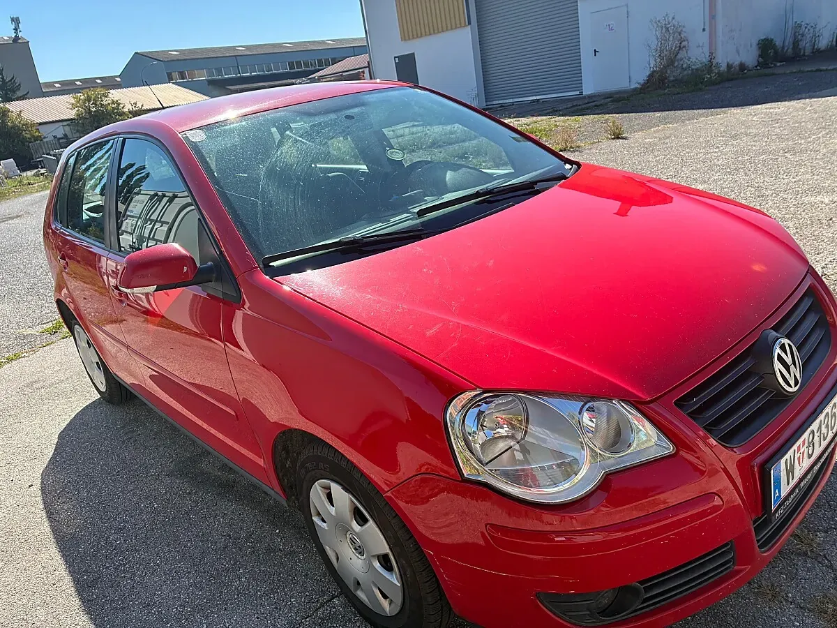 Volkswagen Polo 2006 photo 2