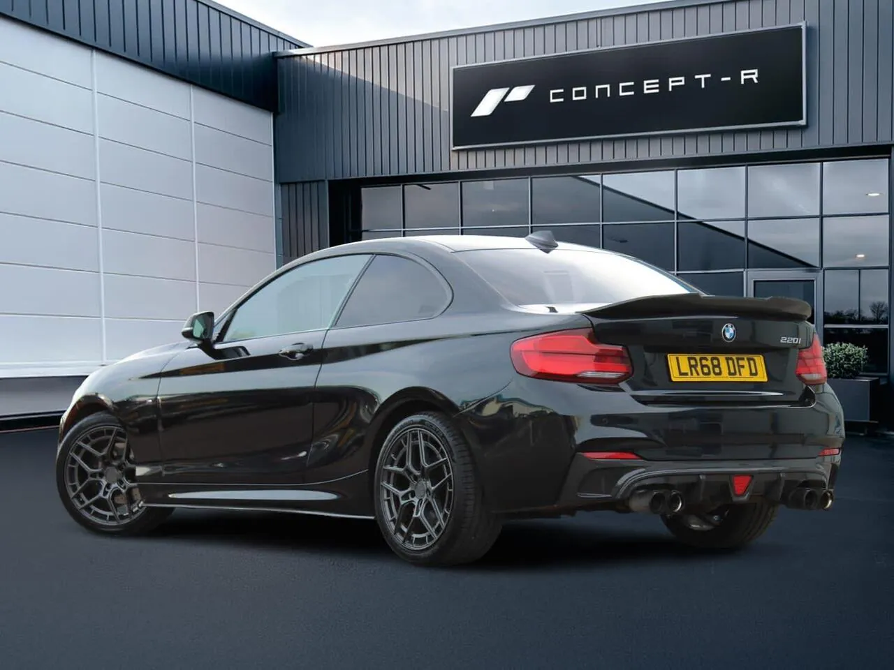BMW 2 Series 2018 photo 2