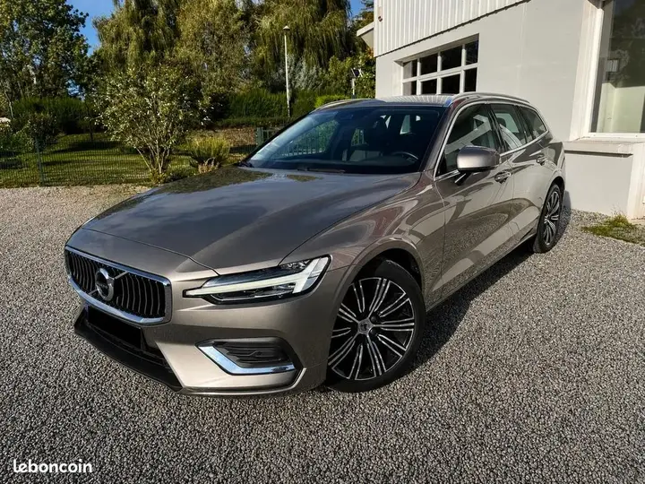 Volvo V60 2018 photo 2