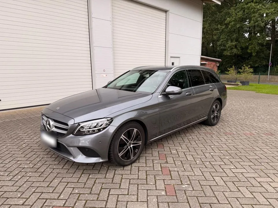 Mercedes-Benz C 220 D