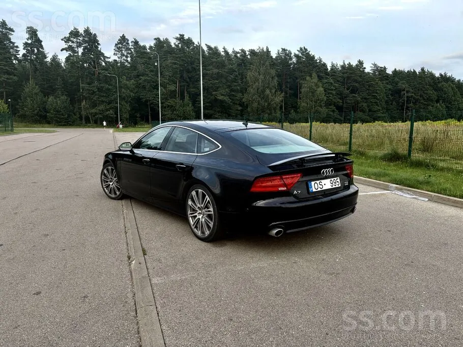 Audi A7 2011 photo 5