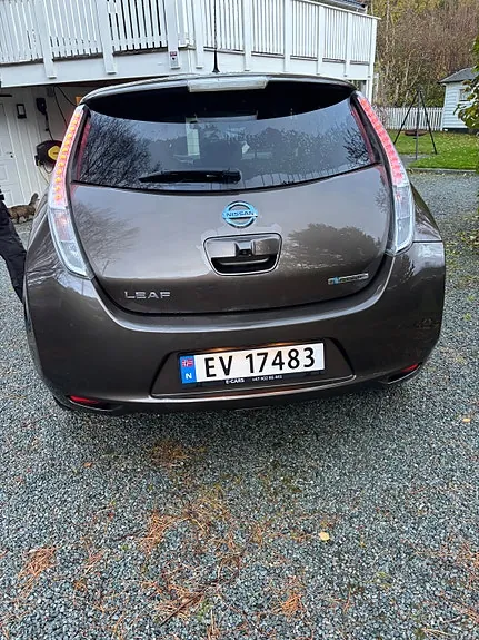 Nissan Leaf 2017 photo 5