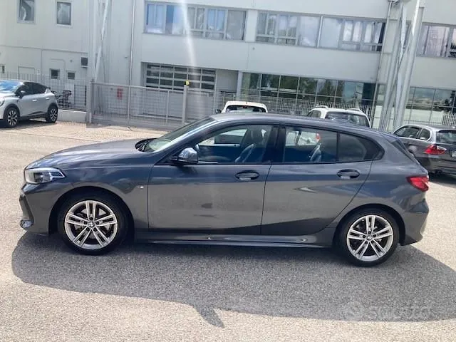BMW 1 Series 2020 photo 3